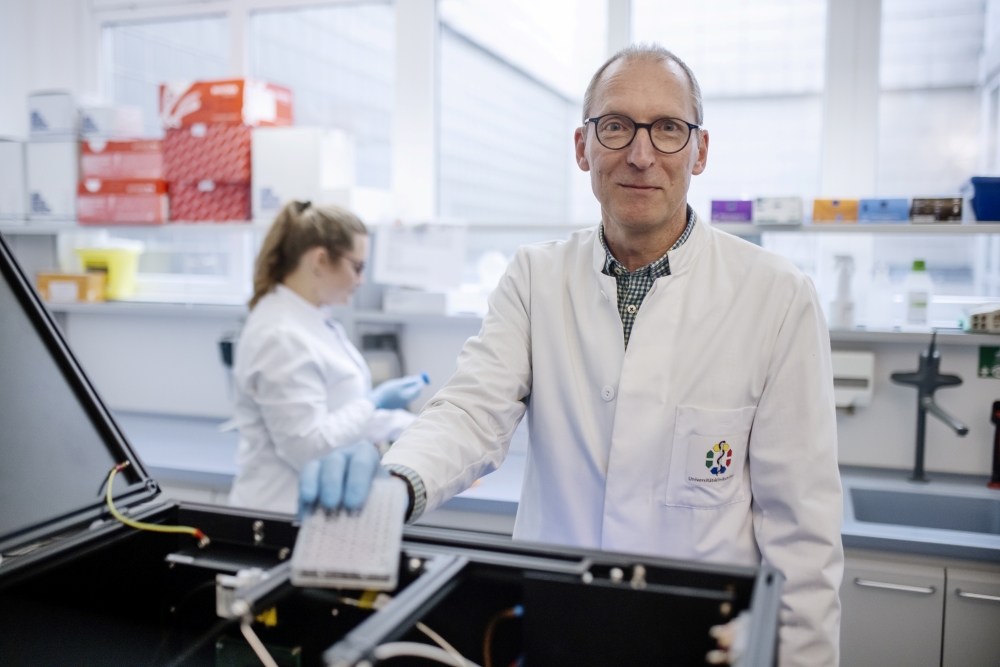 Prof. Dr. Sven Brandau des Else Kröner Medical Scientist Kollegs „University Medicine Essen Medical Scientist Academy