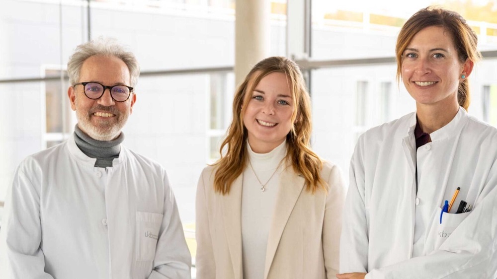 (v. l.): Dr. Patrick Weydt, Paula Lindenborn und Dr. Sarah Bernsen , ALS