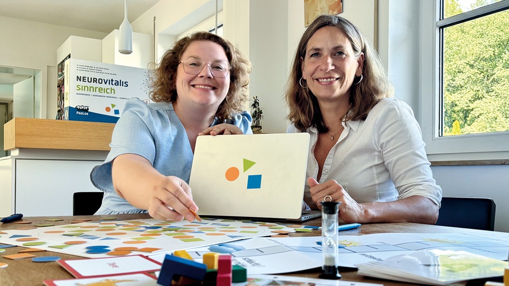Dr. Ann-Kristin Folkerts (li.) und Prof. Dr. Elke Kalbe , Alzheimerforschung